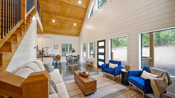 Smart TV, fireplace, video games, stereo