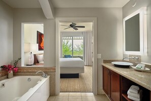 Shower, jetted bath, hair dryer, towels
