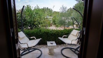 Chambre Confort, vue cour intérieure | Vue de la chambre