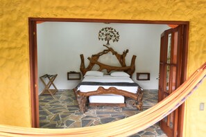 Cubrecamas, wifi gratis y ropa de cama 