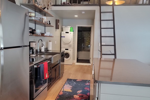 Refrigerador, microondas, horno, placa de cocina