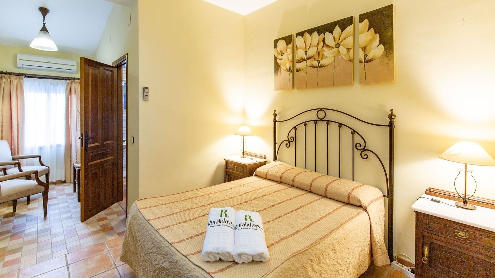 4 多间卧室、熨斗/熨衣板、旅行婴儿床