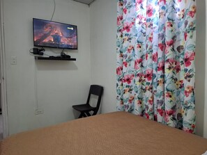 1 bedroom, desk, free WiFi, bed sheets - Apartamento a 10 minutos Aeropuerto Internacional de Tocumen #2 Panamá (Panamá)