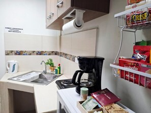 Fridge, microwave, coffee/tea maker, electric kettle - Apartamento a 10 minutos Aeropuerto Internacional de Tocumen #2 Panamá (Panamá)