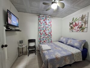 1 bedroom, desk, free WiFi, bed sheets - Apartamento a 10 minutos Aeropuerto Internacional de Tocumen #2 Panamá (Panamá)