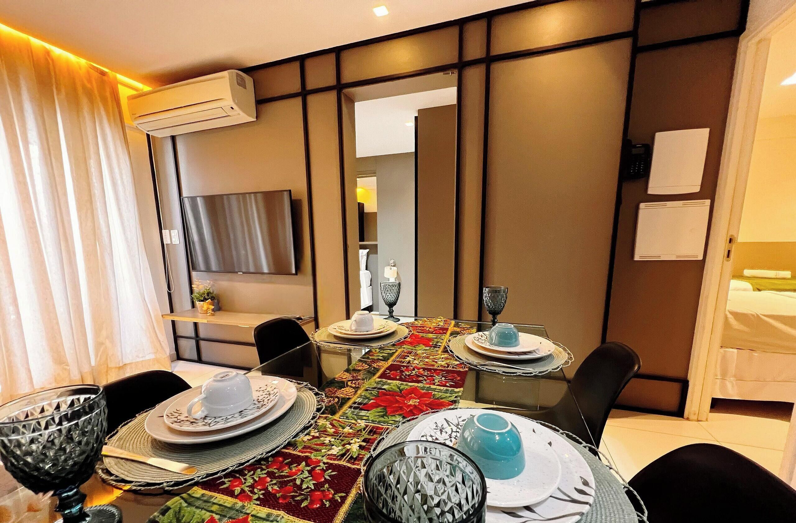 Apartment | Dining
