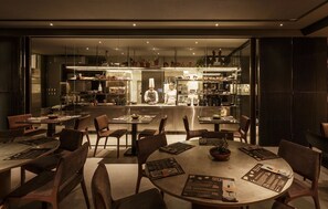 Dining - Holanda's Prime Residence (João Pessoa)