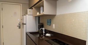 Apartment | Eigene Küche | Kühlschrank, Mikrowelle, Mixer, Toastergrill