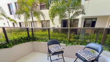 Apartment | Terrace/patio