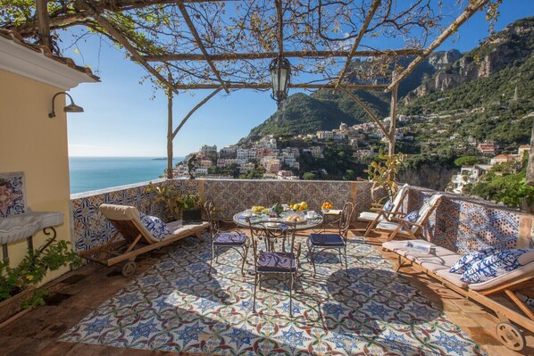 Outdoor dining - Estate4home - Palazzo Crocione (Positano)