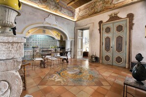 Interior - Estate4home - Palazzo Crocione (Positano)
