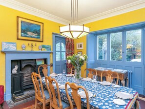 Dining - 3 bedroom accommodation in Broughton, near Skipton (Broughton, near Skipton)