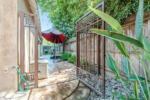 Family House | Front of property - Sequoia Parks Coast Wineries Skiing-Enjoy Hot Tub Firepit Outdoor Kitchen (Visalia)