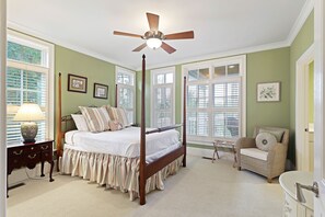 3 bedrooms, iron/ironing board, WiFi, bed sheets - LUXURIOUS Kiawah Home with River & Marsh Views, Media Room, Glass Elevator! (Kiawah Island)