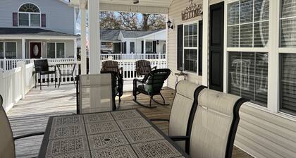 ~Tipsy Turtle~ Beautiful house in Ocean Lakes Campground with golf cart!