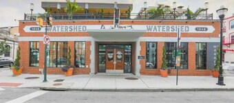 Fed Hill w Deck Walk Score 95 Steps from Harbor