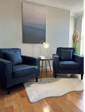 Interior - Fed Hill w Deck Walk Score 95 Steps from Harbor (Baltimore)