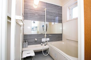 Hair dryer, towels - Konnichiwa HouseEasy access to airportFree P - Hello house / Sapporo Hokkaidō (Sapporo)