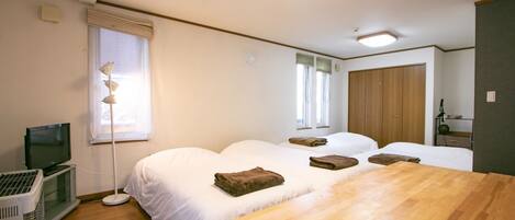 1 多间卧室、办公桌、免费 WiFi、床单