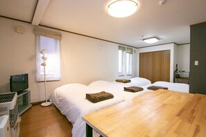 1 habitación, escritorio, wifi gratis y ropa de cama 