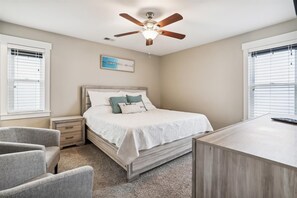 3 bedrooms, internet, bed sheets