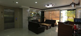 ルージャ・コンドテル・コーポレーション