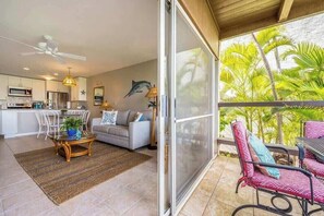 Interior - Ground floor, oceanview, updated coastal style gem (Kihei)