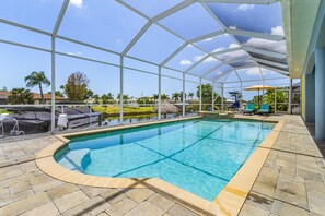 Una piscina climatizada