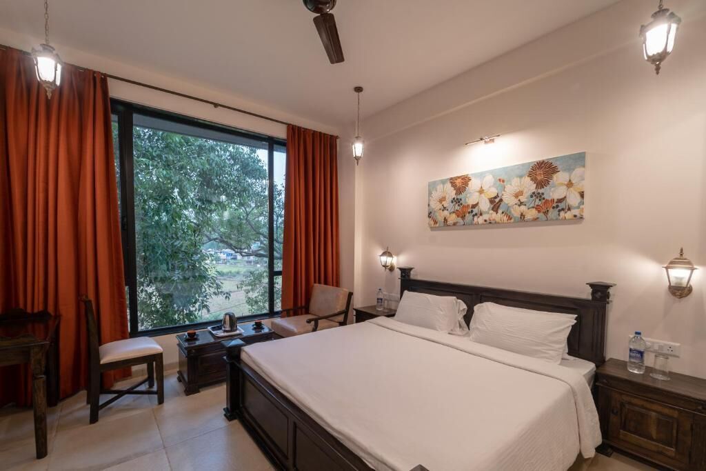 Luxury King Room | Bàn, màn/rèm cản sáng, truy cập Internet không dây miễn phí 