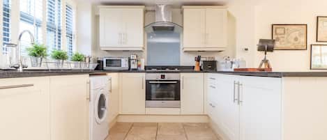 Fridge, dishwasher, electric kettle, toaster