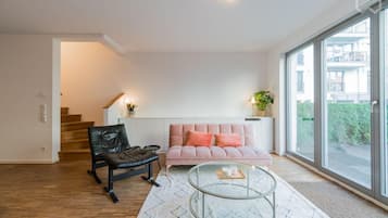 Apartment, Multiple Beds | Interior