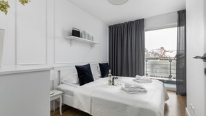 Unclassified image, 5 of 33, button - Navigator Apartment Kolobrzeg by Renters (Kolobrzeg)