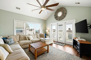 TV, offices - A Wave from it All by Brunswick Vacation Rentals: Beach Club w/ Pool, Elevator (Ocean Isle Beach)