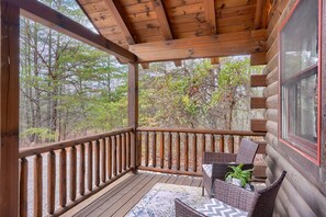 Property grounds - Quaint cabin nestled in the pines. (Logan)