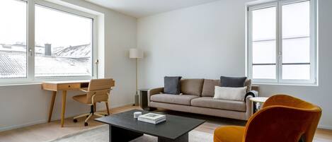 Télévision, chaîne hi-fi