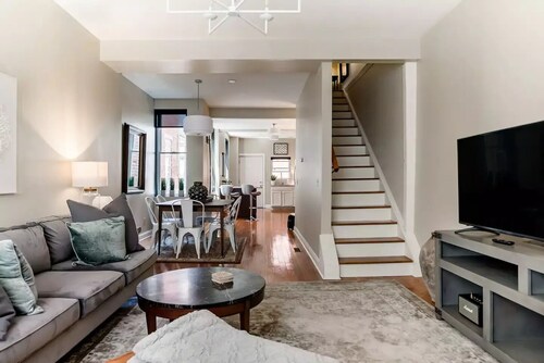 Walk to Midtown From Contemporary Uptown Harrisburg Home