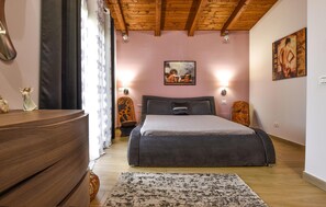 2 habitaciones, cuna de viaje y wifi gratis 