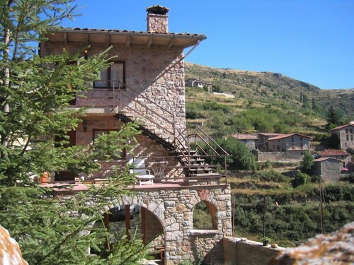 Remarkable 2-Bed Apartment in Castellar de n'Hug