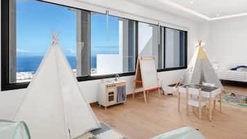 10 slaapkamers, een strijkplank/strijkijzer, internet, beddengoed