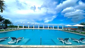 Udendørs pool