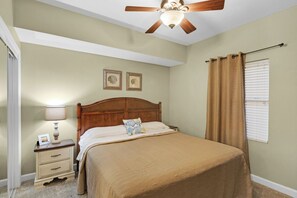 1 habitación, tabla de planchar con plancha, wifi gratis y ropa de cama 