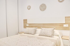 2 soverom, strykejern/-brett, wi-fi og sengetøy