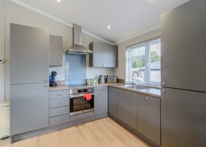 Fridge, oven, stovetop, toaster