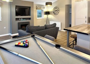 Living area - 1 bedroom accommodation in Raywell, Beverley (Raywell, Beverley)