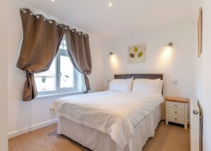 4 bedrooms