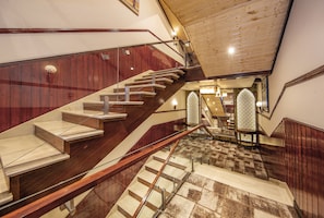 Staircase - Apple Orchard Resort & Spa (Srinagar)