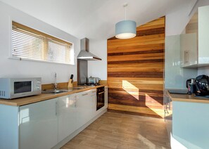 Oven - Spa Radiance (EV charger) (Raywell, Beverley)