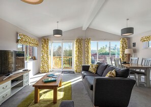 Living area - Spa Radiance (EV charger) (Raywell, Beverley)