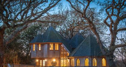 3 bedroom accommodation in Milford-on-Sea, Nr Lymington