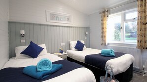 Room - 3 bedroom accommodation in Milford-on-Sea, Nr Lymington (Milford-on-Sea, Nr Lymington)